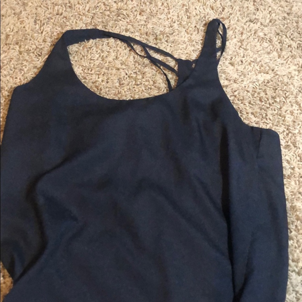 Pain black tank